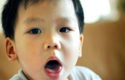 Cách chữa ho cho trẻ em bằng thảo dược thiên nhiên
